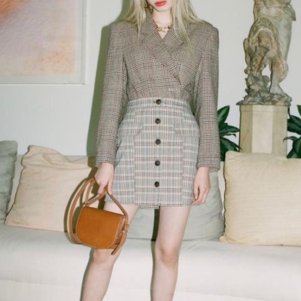 urban outfitters plaid skirt